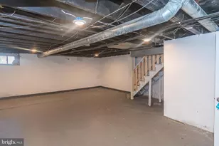 409 N Edgewood St, Baltimore, MD 21229 - Photo 11