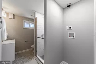 1221 Dellwood Ave, Baltimore, MD 21211 - Photo 9