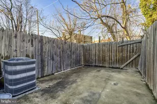 2020 E Preston St, Baltimore, MD 21213 - Photo 15