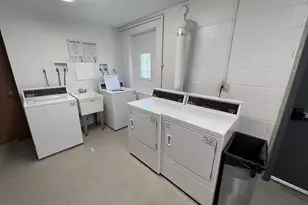 4414 Falls Bridge Dr, Baltimore, MD 21211 - Photo 11