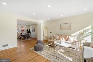 1542 Kennewick Rd, Baltimore, MD 21218 - Photo 3