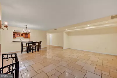 1040 Deer Ridge Drive #213, Baltimore, MD 21210 - Photo 15