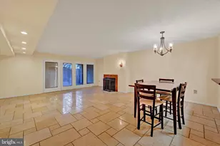 1040 Deer Ridge Dr, Baltimore, MD 21210 - Photo 11