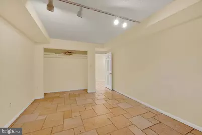 1040 Deer Ridge Drive #213, Baltimore, MD 21210 - Photo 17