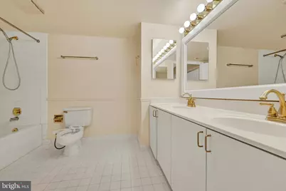 1040 Deer Ridge Drive #213, Baltimore, MD 21210 - Photo 23