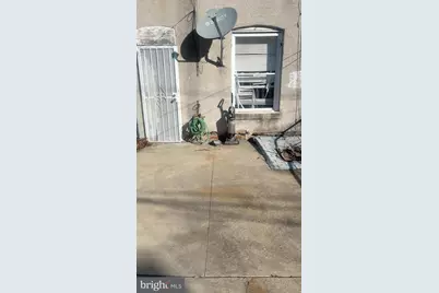 2737 W Fairmount Avenue, Baltimore, MD 21223 - Photo 21