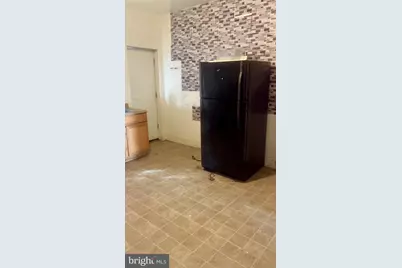 2737 W Fairmount Avenue, Baltimore, MD 21223 - Photo 9