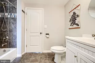 1711 Hollins St, Baltimore, MD 21223 - Photo 35