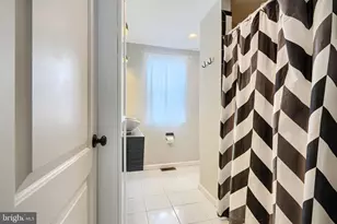 1711 Hollins St, Baltimore, MD 21223 - Photo 41