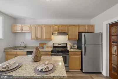 705 S Robinson Street, Baltimore, MD 21224 - Photo 9