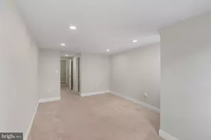 705 S Robinson St, Baltimore, MD 21224 - Photo 17