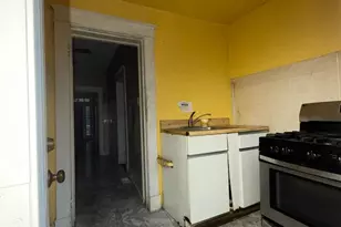 1007 N Rosedale St, Baltimore, MD 21216 - Photo 11