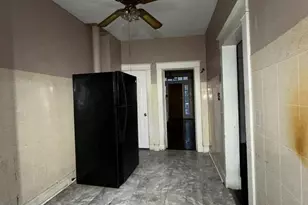 1007 N Rosedale St, Baltimore, MD 21216 - Photo 9