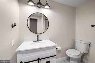 707 McKewin Ave, Baltimore, MD 21218 - Photo 27