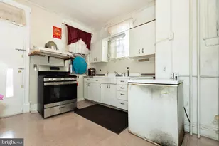 505 E 35th St, Baltimore, MD 21218 - Photo 13