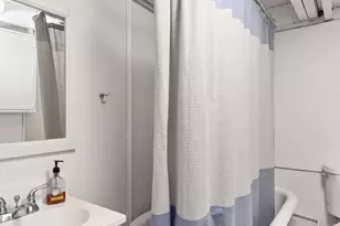 922 S Kenwood Ave, Baltimore, MD 21224 - Photo 23