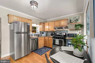 922 S Kenwood Ave, Baltimore, MD 21224 - Photo 11