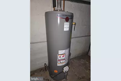 4011 Woodlea Avenue, Baltimore, MD 21206 - Photo 19