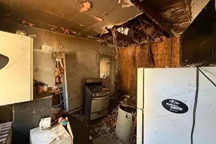 1140 Montpelier St, Baltimore, MD 21218 - Photo 7