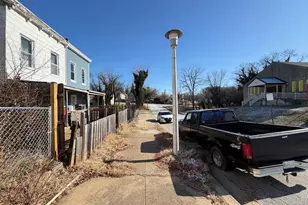 1140 Montpelier St, Baltimore, MD 21218 - Photo 15