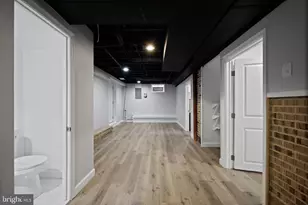 4001 Parkwood Ave, Baltimore, MD 21206 - Photo 49