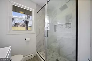 4001 Parkwood Ave, Baltimore, MD 21206 - Photo 17