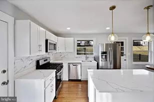 4001 Parkwood Ave, Baltimore, MD 21206 - Photo 9