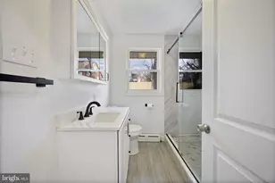 4001 Parkwood Ave, Baltimore, MD 21206 - Photo 15