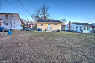 6410 Fair Oaks Ave, Baltimore, MD 21214 - Photo 37