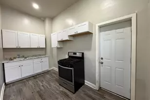 100 S Eaton St, Baltimore, MD 21224 - Photo 7