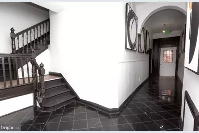 1021 Saint Paul Street #1B, Baltimore, MD 21202 - Photo 5