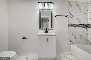 402 S Eaton St, Baltimore, MD 21224 - Photo 15