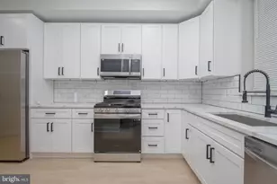 1654 Cliftview Ave, Baltimore, MD 21213 - Photo 11