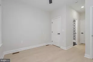 1654 Cliftview Ave, Baltimore, MD 21213 - Photo 17