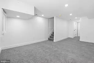 1742 E Oliver St, Baltimore, MD 21213 - Photo 29