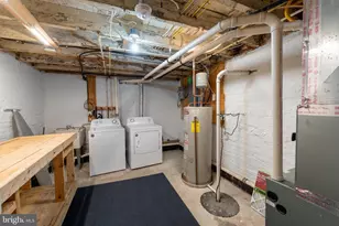 800 Grundy St, Baltimore, MD 21224 - Photo 31