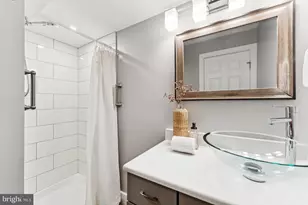 2049 Druid Park Dr, Baltimore, MD 21211 - Photo 31