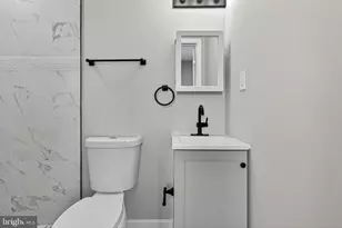 2004 Robb St, Baltimore, MD 21218 - Photo 17