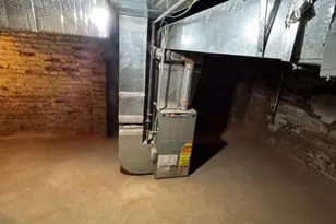 1729 N Bond St, Baltimore, MD 21213 - Photo 29