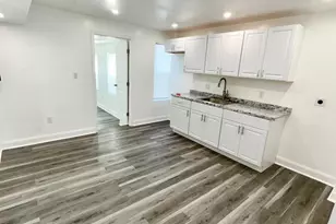 1729 N Bond St, Baltimore, MD 21213 - Photo 15