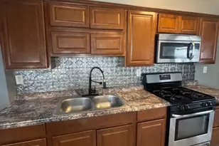 1321 Cambria St, Baltimore, MD 21225 - Photo 11