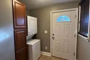 1321 Cambria St, Baltimore, MD 21225 - Photo 9