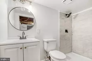 617 Linwood Ave N, Baltimore, MD 21205 - Photo 15