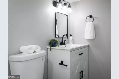 4903 Chalgrove Avenue, Baltimore, MD 21215 - Photo 19