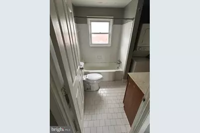 1137 Monroe Circle, Baltimore, MD 21225 - Photo 9