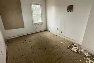 2109 N Fulton Ave N, Baltimore, MD 21217 - Photo 17