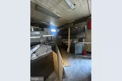 3121 E Monument Street, Baltimore, MD 21205 - Photo 7