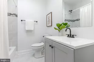 3651 Cottage Ave, Baltimore, MD 21215 - Photo 21