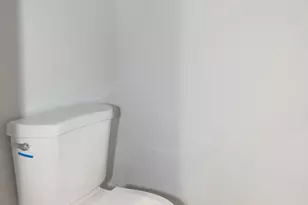 4021 W Franklin St, Baltimore, MD 21229 - Photo 9