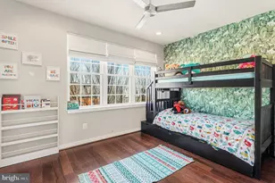 2307 E Fairmount Ave, Baltimore, MD 21224 - Photo 23